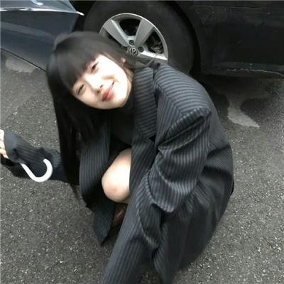 企业家之子被曝豪车代步炫富，凌晨校园画面流出